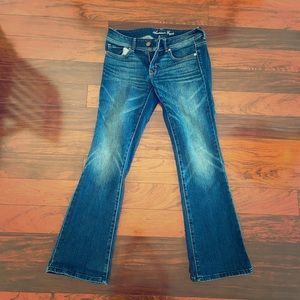AE Kickboot Jeans